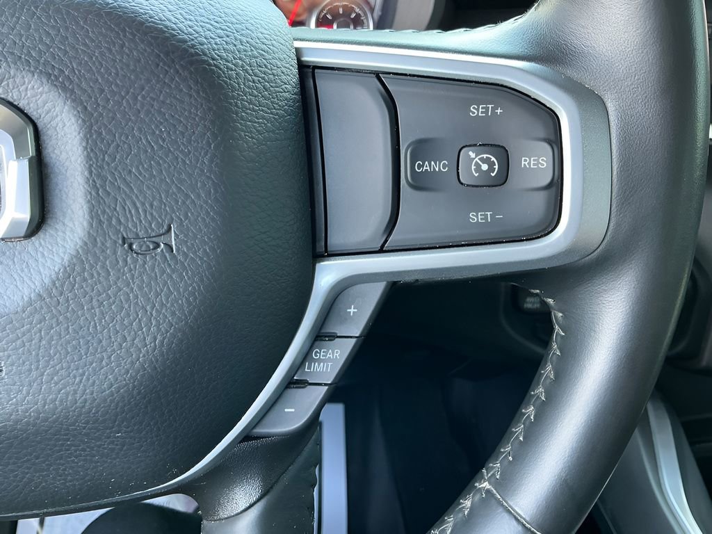 Used 2023 RAM 1500 Big Horn AWD/4WD image 18