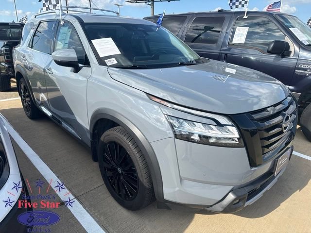 Used 2023 Nissan Pathfinder Platinum