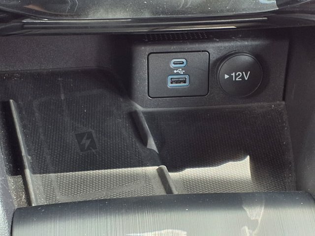 Certified 2023 Ford Escape Platinum w/ Premium Technology Package AWD/4WD image 13