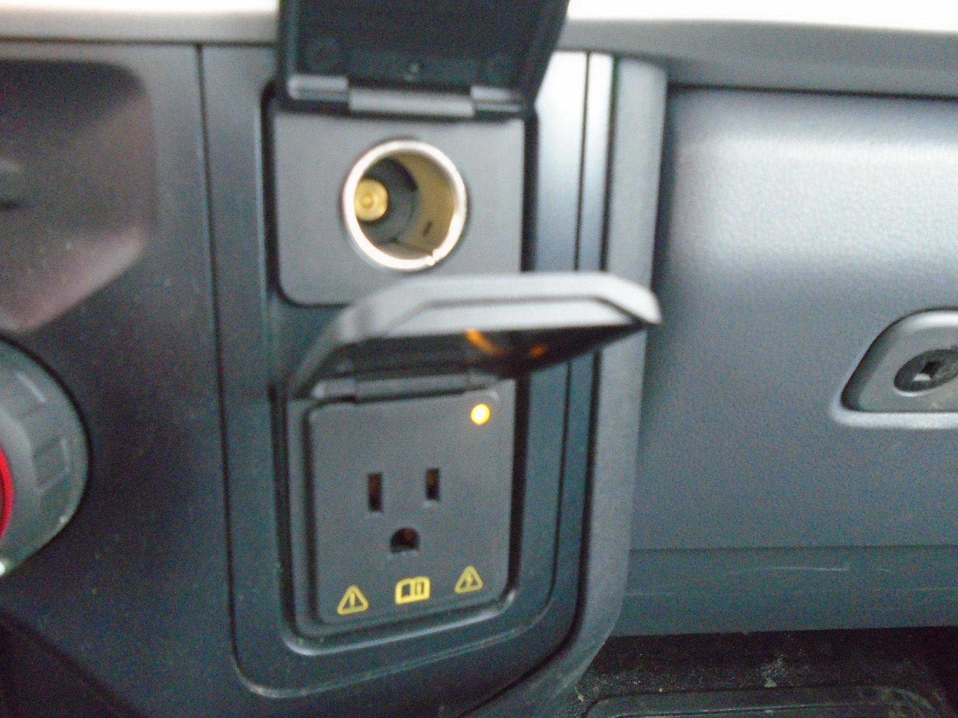 Certified 2023 Ford F250 XL w/ Snow Plow Prep Package image 15