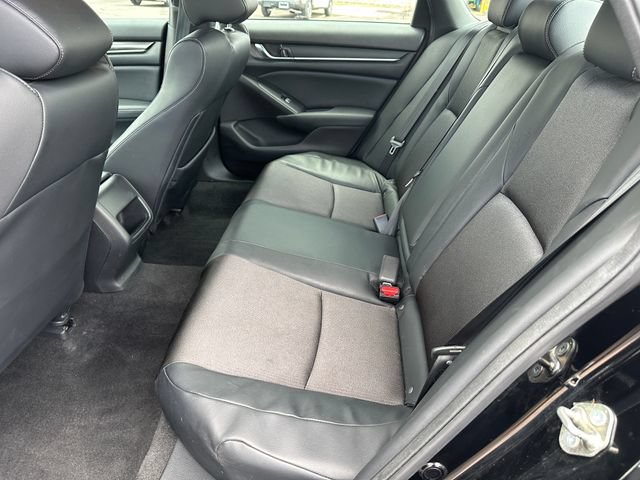 Used 2018 Honda Accord Sport image 12