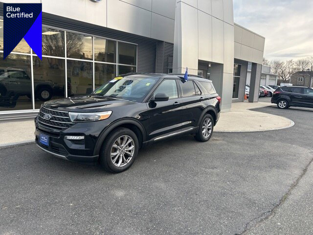 Certified 2023 Ford Explorer XLT w/ Equipment Group 202A