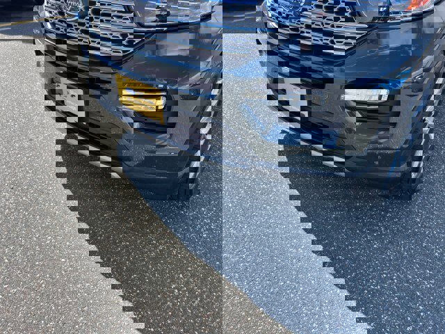 Certified 2023 Ford Explorer Limited w/ Equipment Group 301A image 32