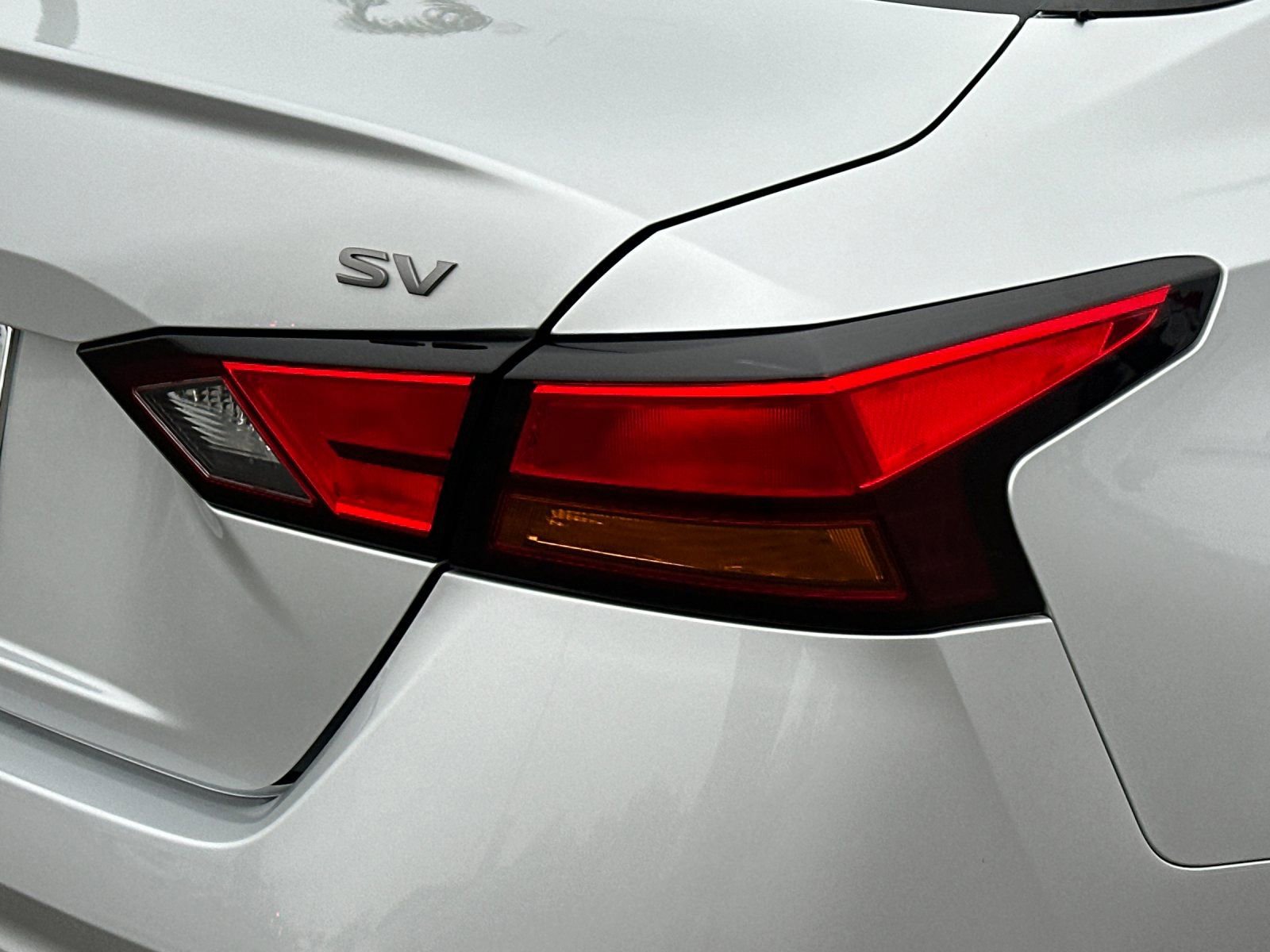 Used 2024 Nissan Altima 2.5 SV image 24