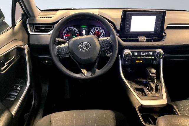 Used 2020 Toyota RAV4 XLE image 5