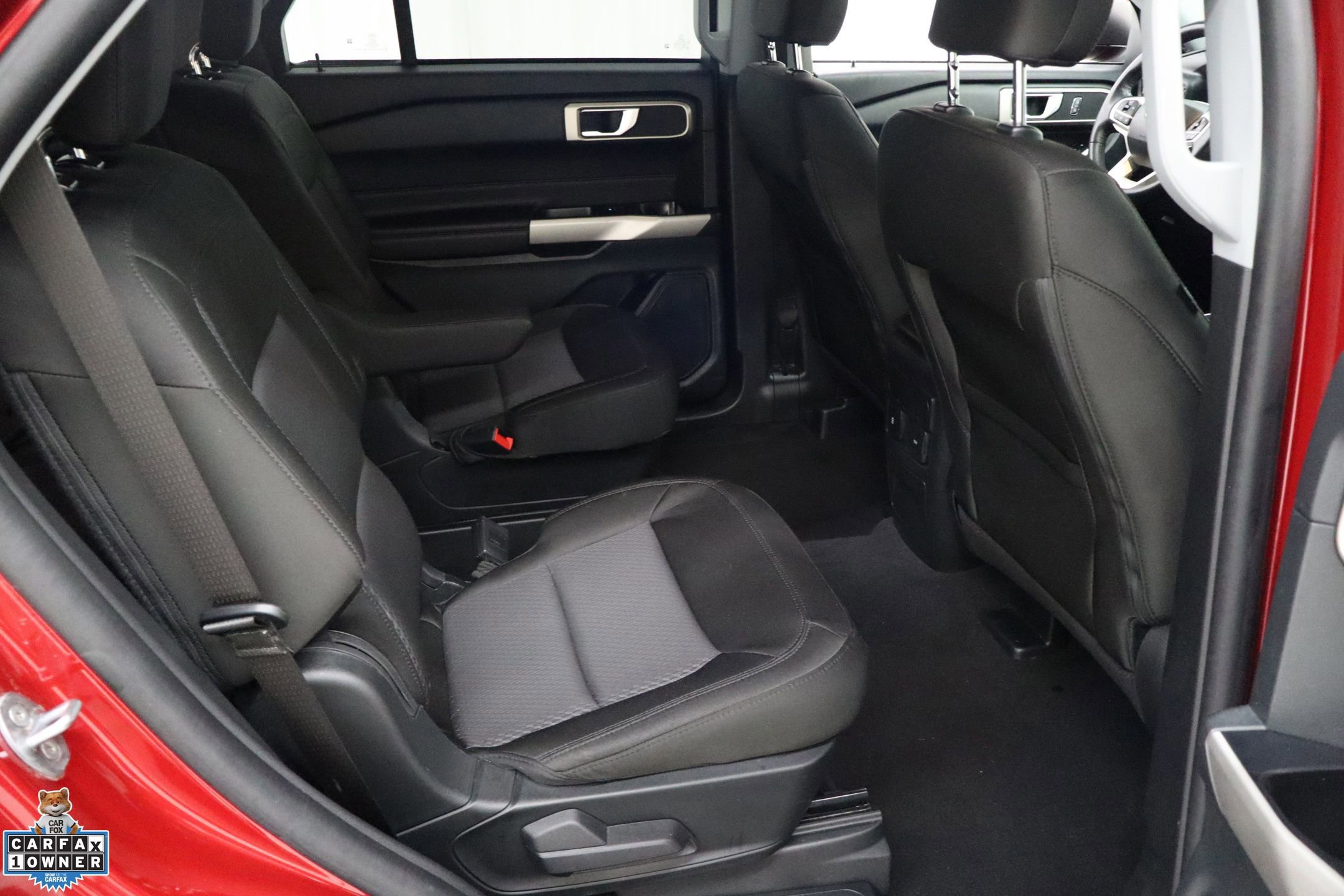 Certified 2023 Ford Explorer XLT image 28