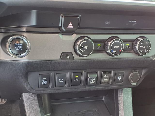 Used 2019 Toyota Tacoma TRD Sport w/ Technology Package RWD image 6