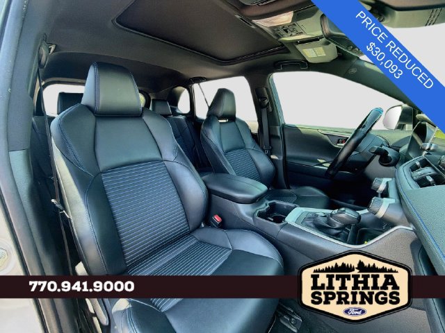 Used 2022 Toyota RAV4 XSE AWD/4WD image 15