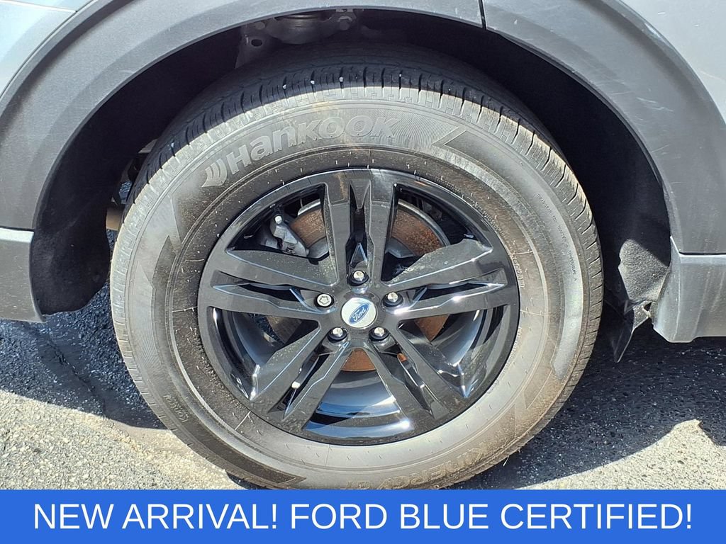 Certified 2024 Ford Explorer XLT w/ Equipment Group 202A AWD/4WD image 30