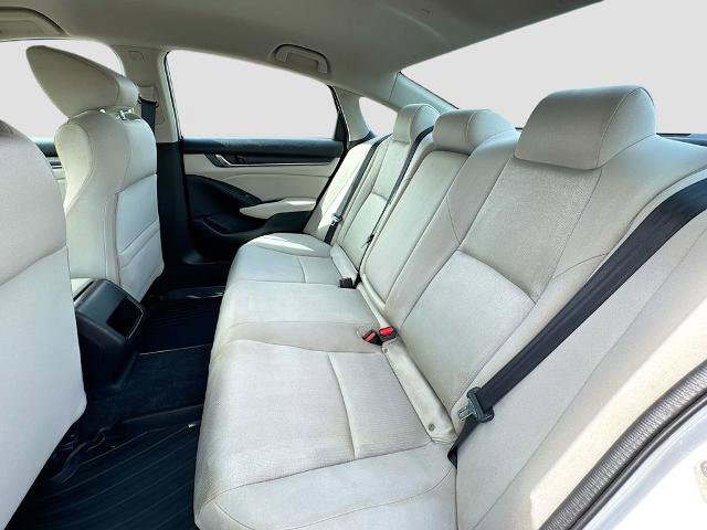 Used 2018 Honda Accord LX image 19