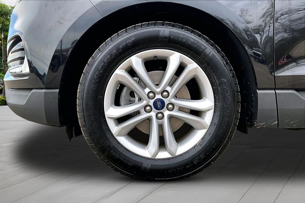 Certified 2020 Ford Edge SEL FWD image 9