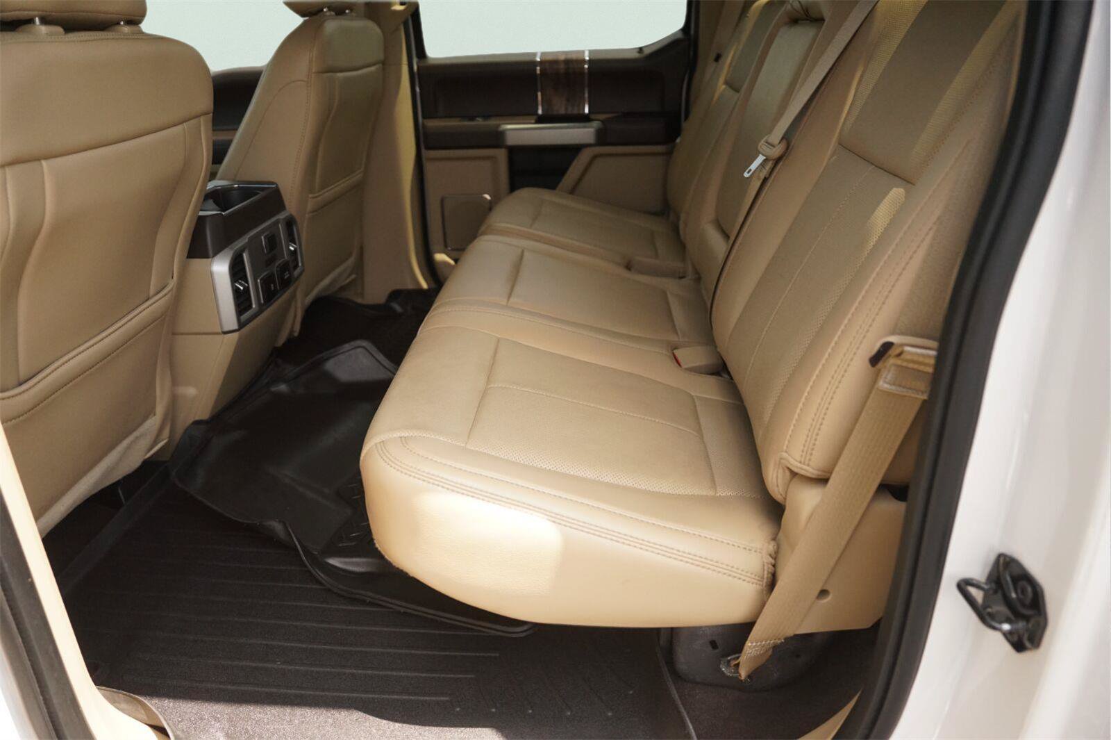 Certified 2018 Ford F150 Lariat w/ Equipment Group 502A Luxury AWD/4WD image 13