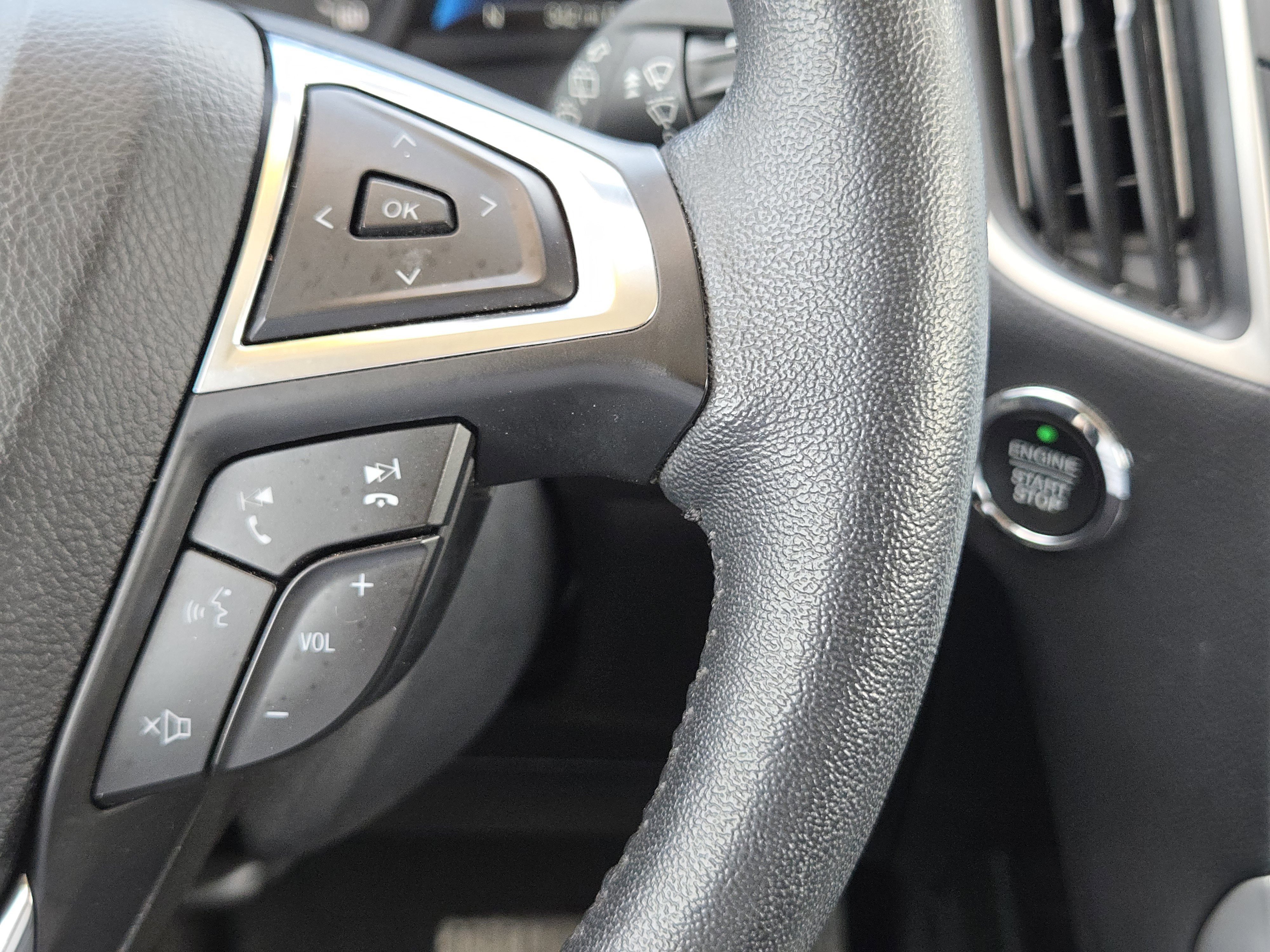 Certified 2022 Ford Edge SEL w/ Convenience Package image 28