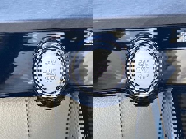 Used 2024 Kia Carnival EX image 33