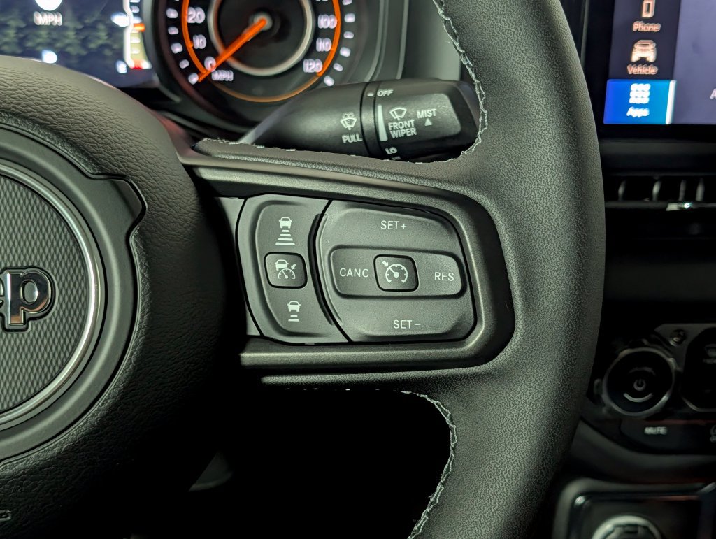 Used 2026 Jeep Gladiator Mojave AWD/4WD image 18