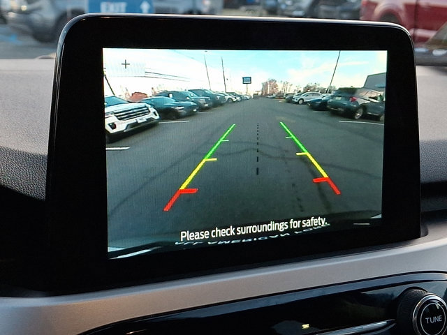 Certified 2022 Ford Escape SE w/ Cold Weather Package image 24