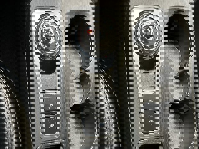 Certified 2024 Ford Escape Platinum image 32