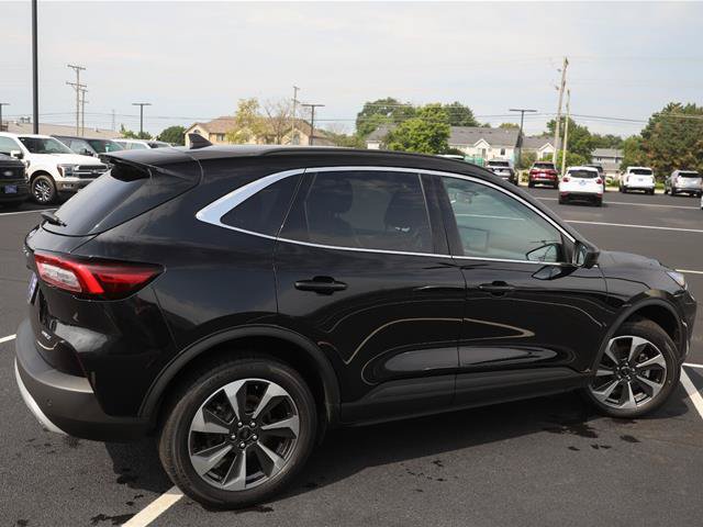 Certified 2024 Ford Escape Platinum AWD/4WD image 7