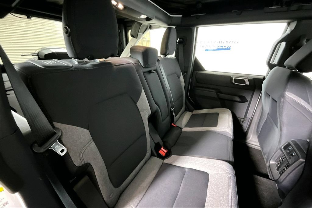Certified 2025 Ford Bronco 4-Door AWD/4WD image 22