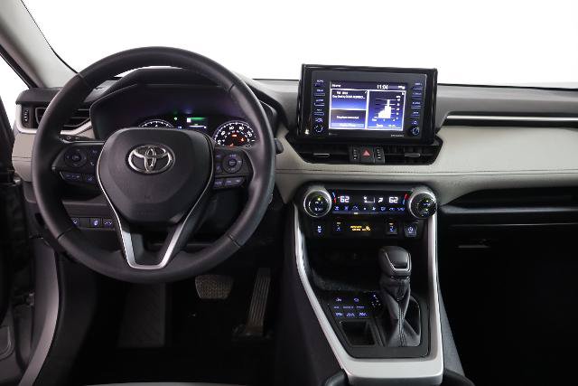 Used 2022 Toyota RAV4 XLE Premium AWD/4WD image 12