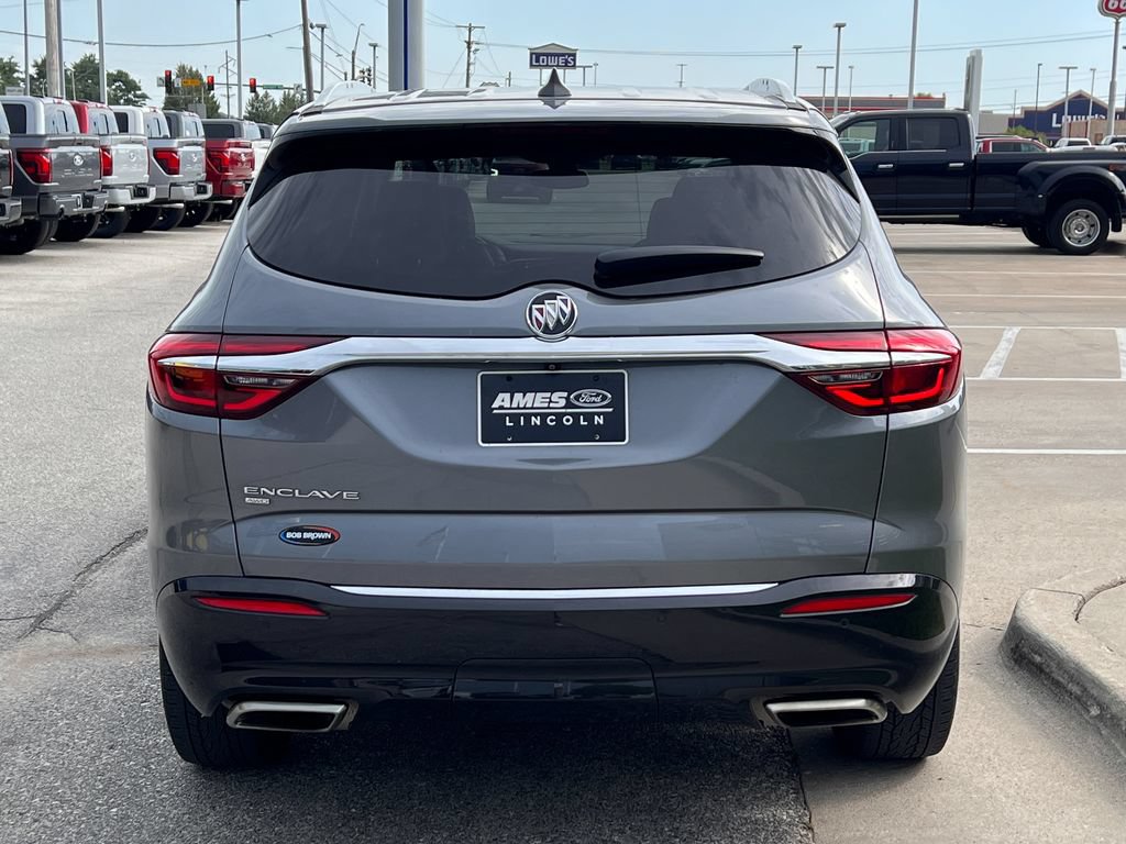 Used 2021 Buick Enclave Premium w/ Sun and Sites Package AWD/4WD image 5