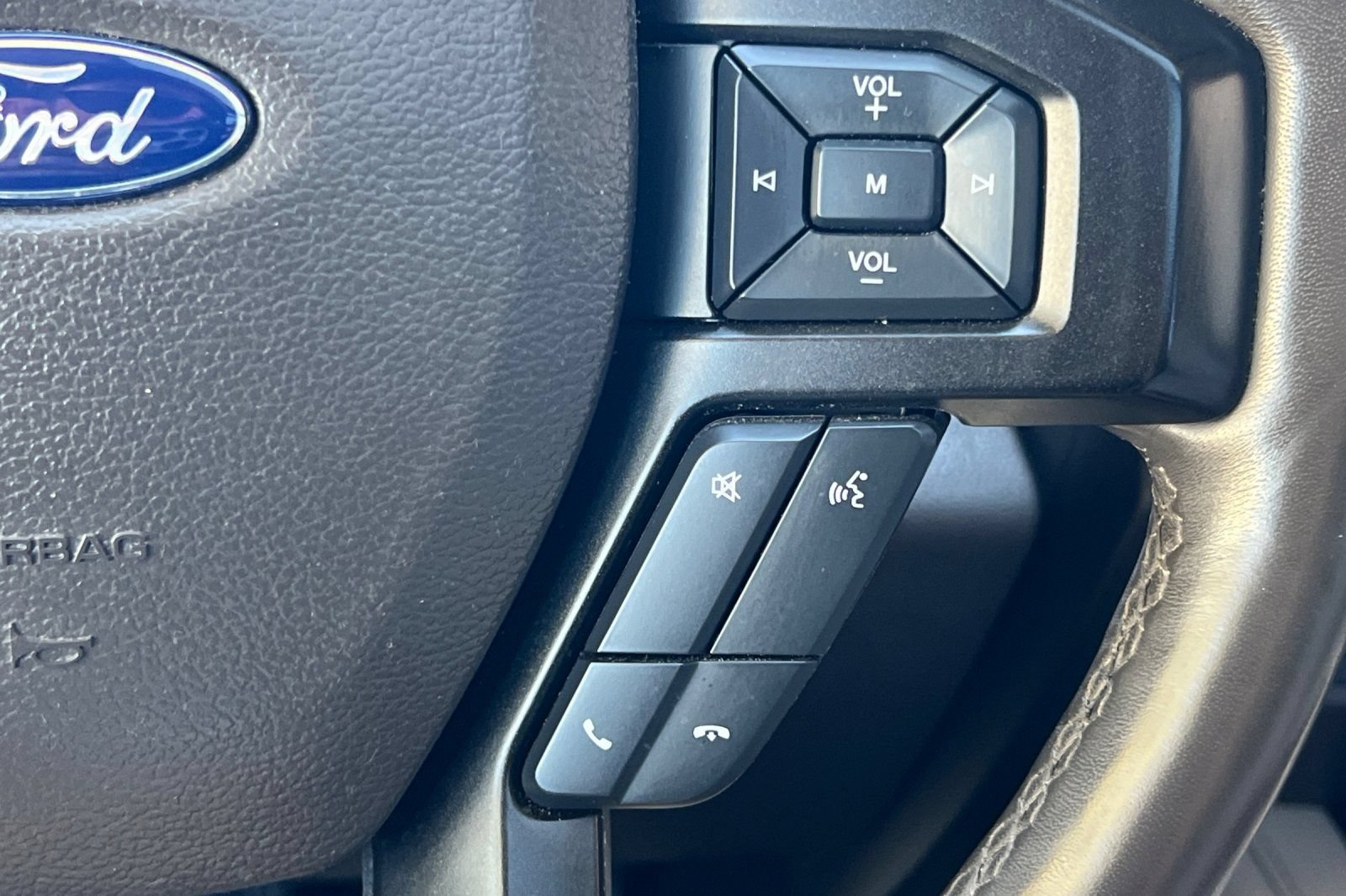 Certified 2019 Ford Expedition Limited w/ Equipment Group 302A AWD/4WD image 36