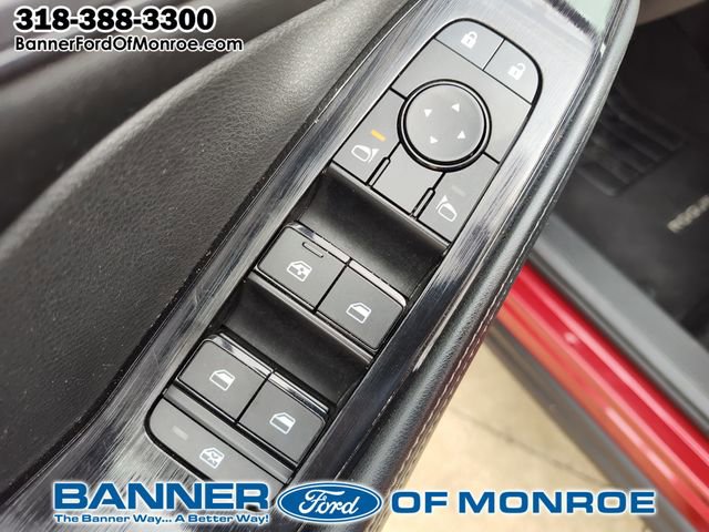 Used 2024 Nissan Rogue SV FWD image 13