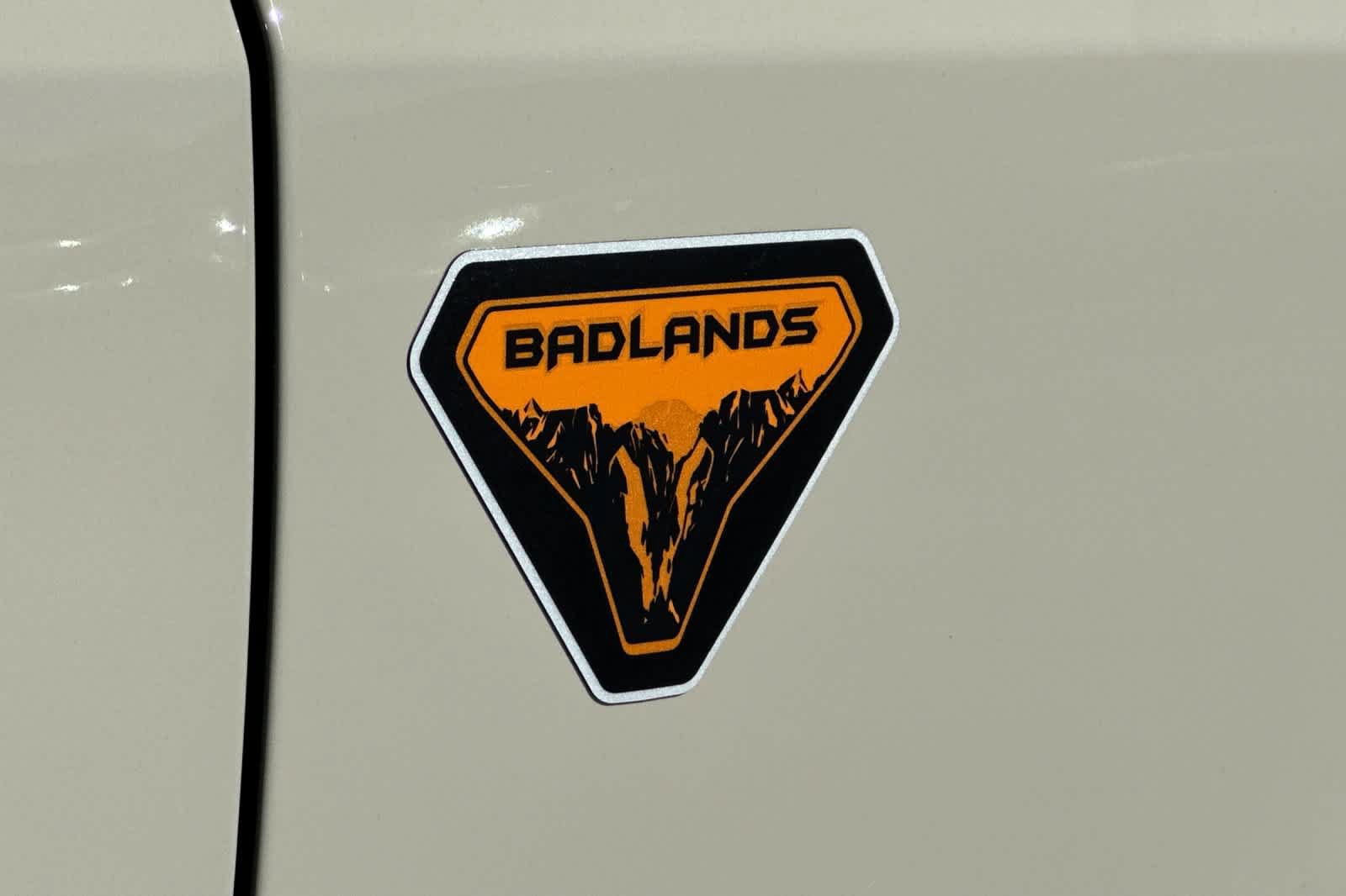 Certified 2025 Ford Bronco Badlands AWD/4WD image 34