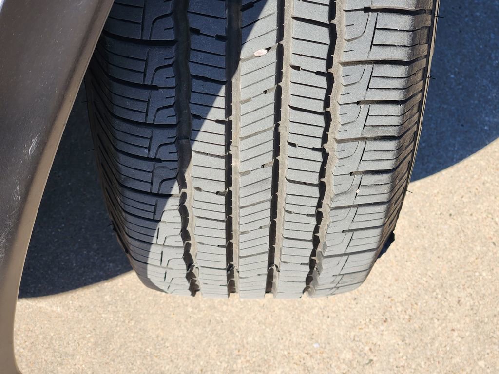 Used 2019 Nissan Rogue Sport S image 11