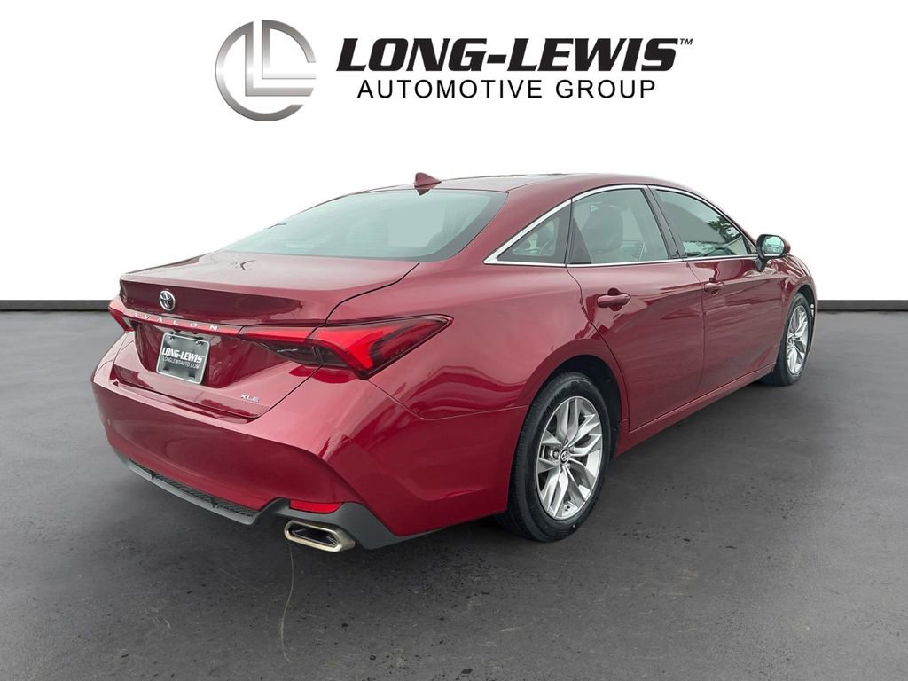 Used 2019 Toyota Avalon XLE w/ Moonroof Package FWD image 7