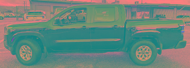 Used 2024 Nissan Frontier SV w/ Technology Package AWD/4WD image 5