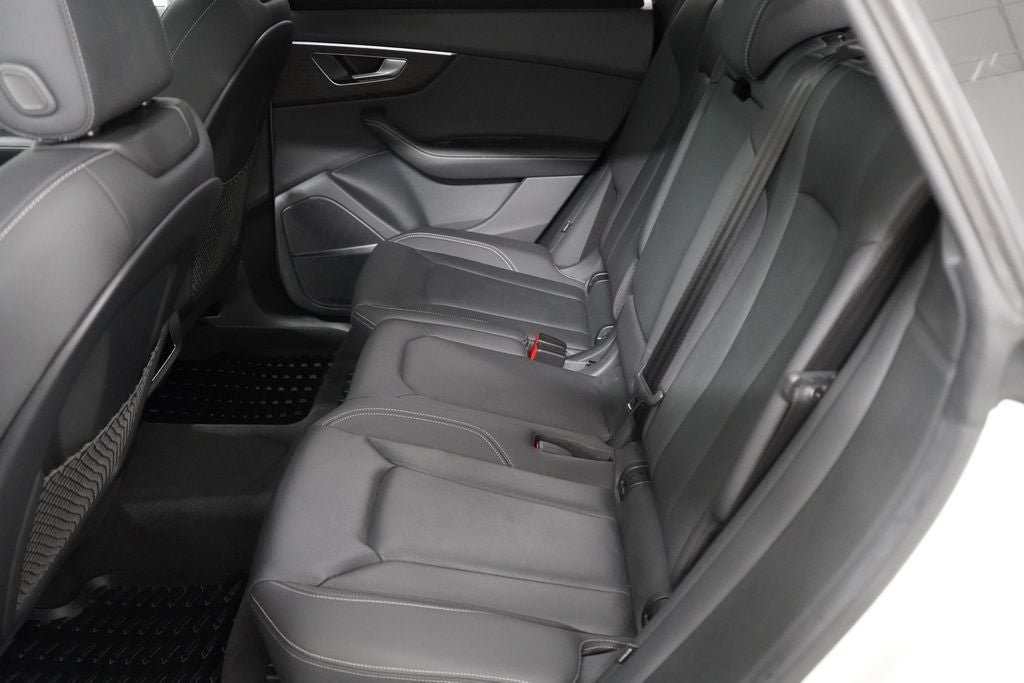 Used 2023 Audi Q8 Premium Plus w/ Premium Plus Package AWD/4WD image 29