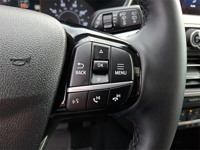 Certified 2022 Ford Escape SE w/ SE Sport Appearance Package image 23