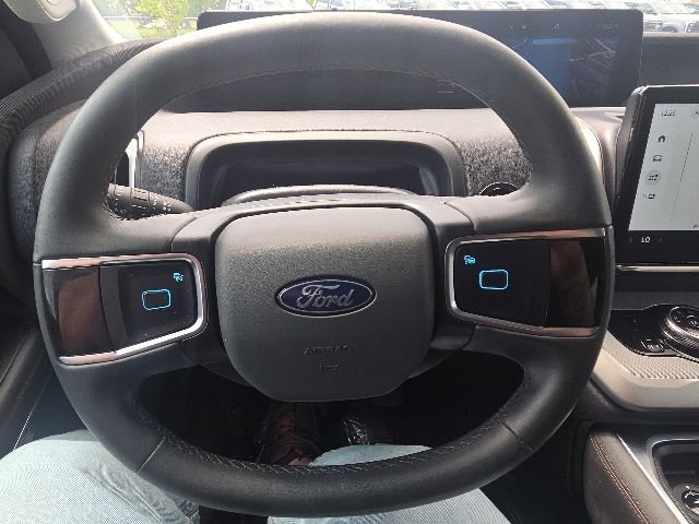Certified 2025 Ford Expedition Max Active AWD/4WD image 37