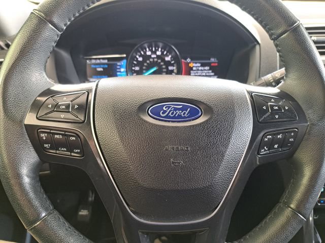 Certified 2017 Ford Explorer Limited image 9
