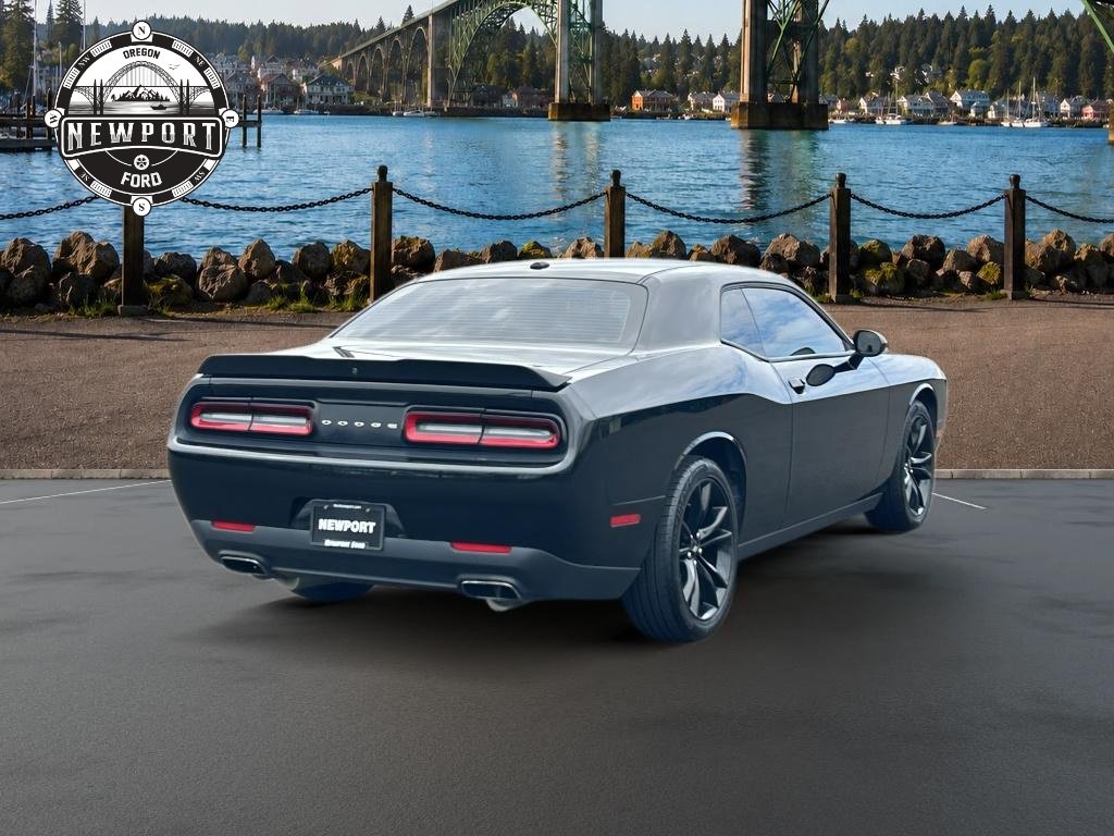 Used 2018 Dodge Challenger SXT w/ Blacktop Package RWD image 9