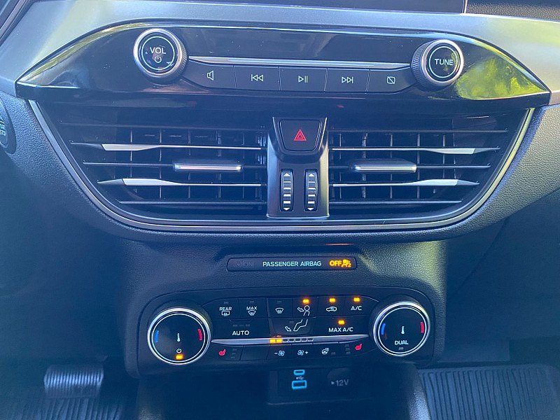 Certified 2023 Ford Escape Active AWD/4WD image 48