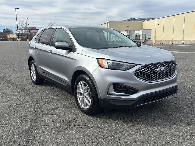 Certified 2024 Ford Edge SEL image 7