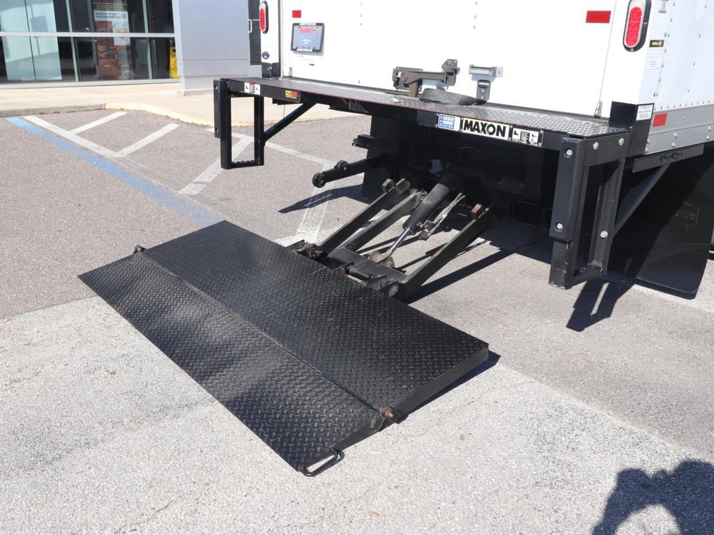 Certified 2024 Ford E-450 and Econoline 450 Super Duty w/ Power Windows & Locks Group RWD image 5