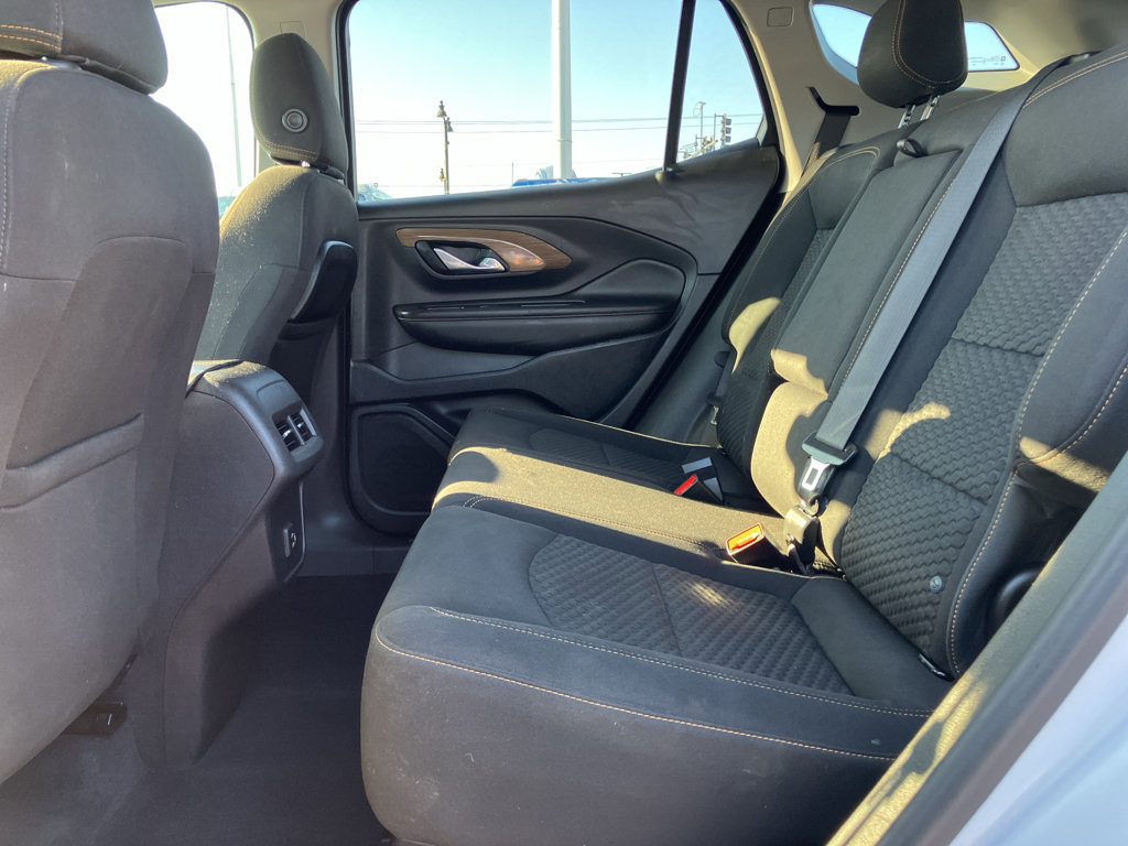 Used 2021 GMC Terrain SLE w/ Elevation Edition image 28