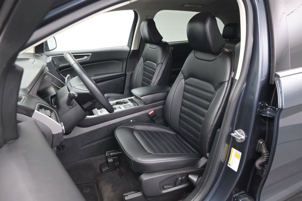 Certified 2024 Ford Edge SEL w/ Convenience Package AWD/4WD image 16