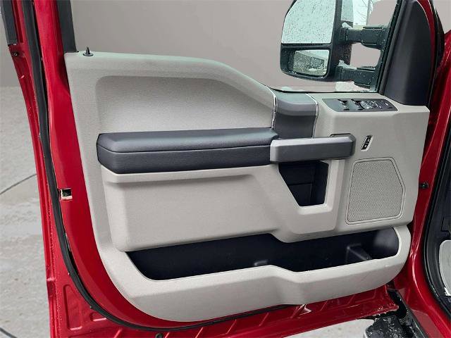 Certified 2020 Ford F250 XLT w/ XLT Premium Package image 10