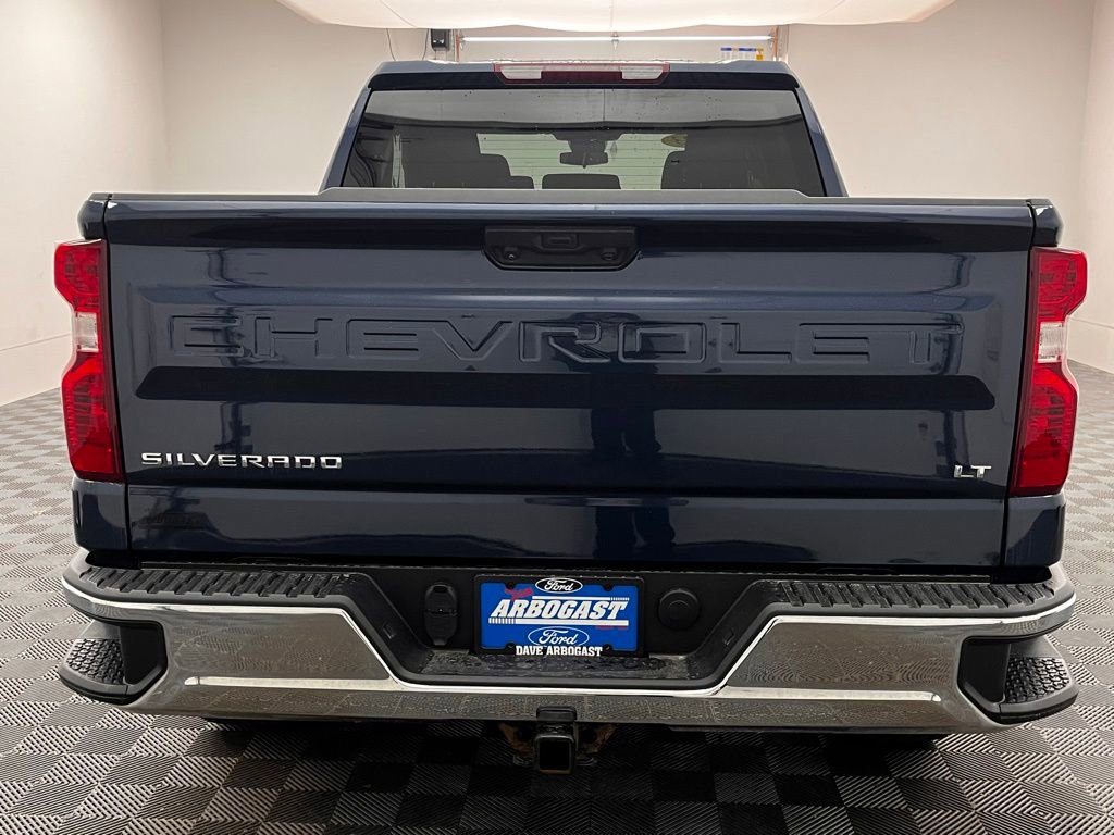 Used 2023 Chevrolet Silverado 1500 LT AWD/4WD image 9