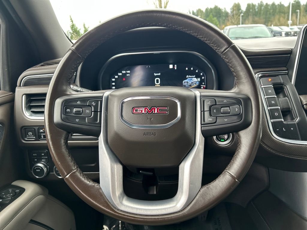 Used 2023 GMC Yukon XL SLT image 9