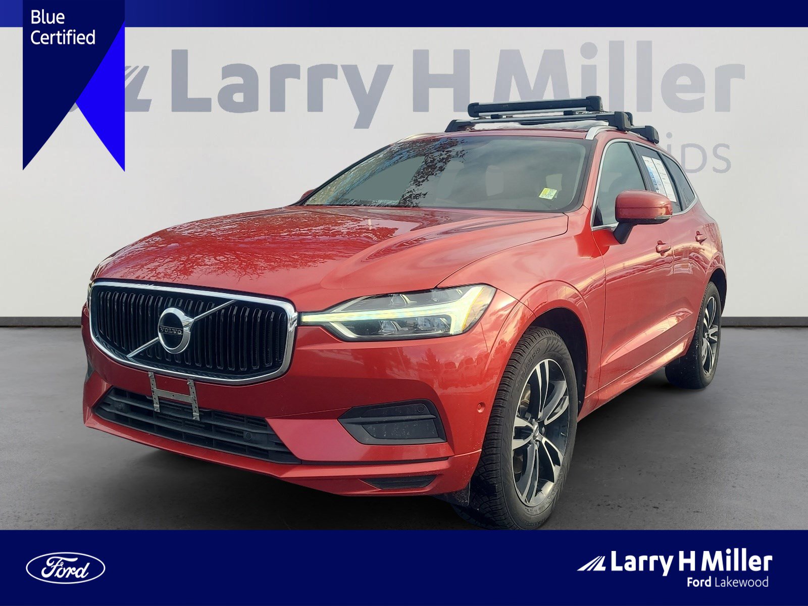 Used 2019 Volvo XC60 T5 Momentum w/ Premium Package