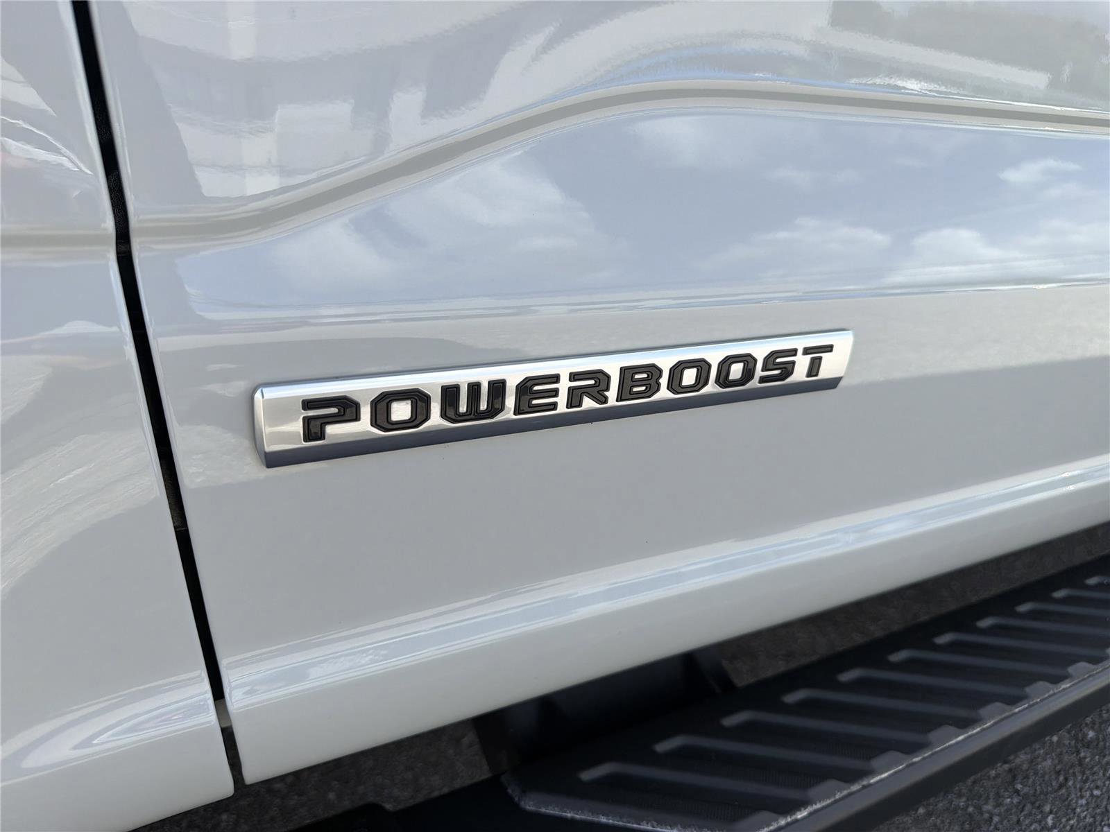 Certified 2023 Ford F150 XLT w/ Equipment Group 302A High image 13