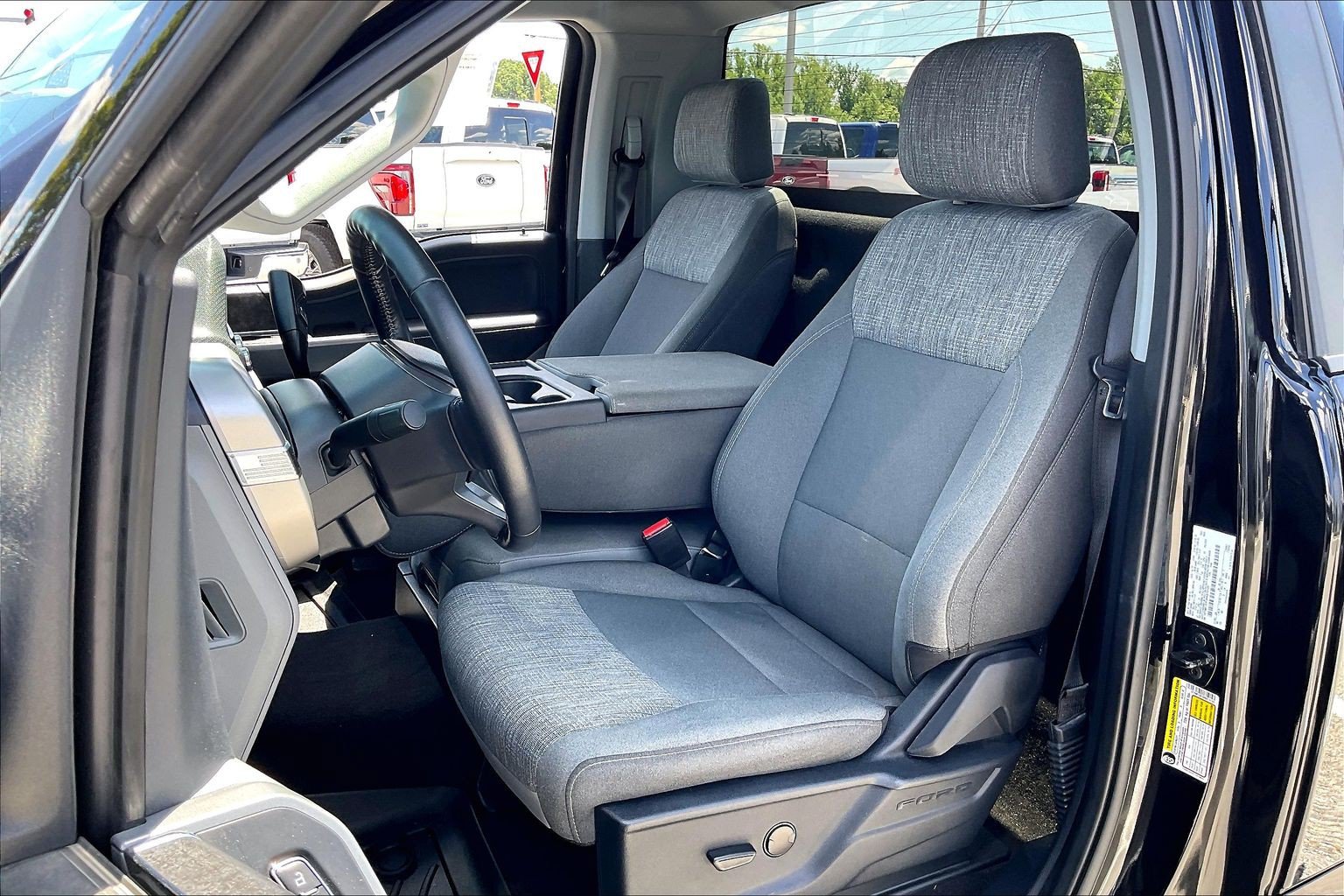 Certified 2022 Ford F150 XLT w/ Equipment Group 301A Mid AWD/4WD image 23