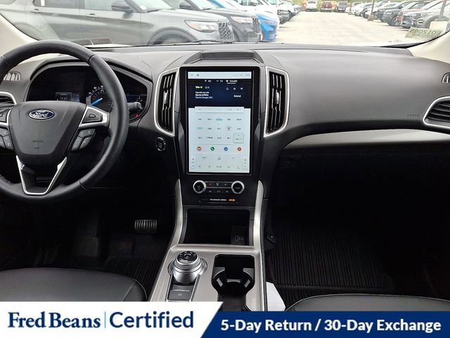 Certified 2024 Ford Edge SEL w/ Convenience Package AWD/4WD image 16