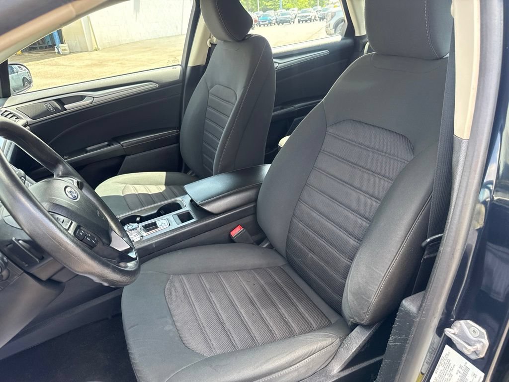 Certified 2020 Ford Fusion SE AWD/4WD image 9