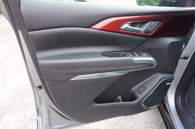 Used 2024 Chevrolet Traverse RS w/ LPO, Floor Liner Package FWD image 27